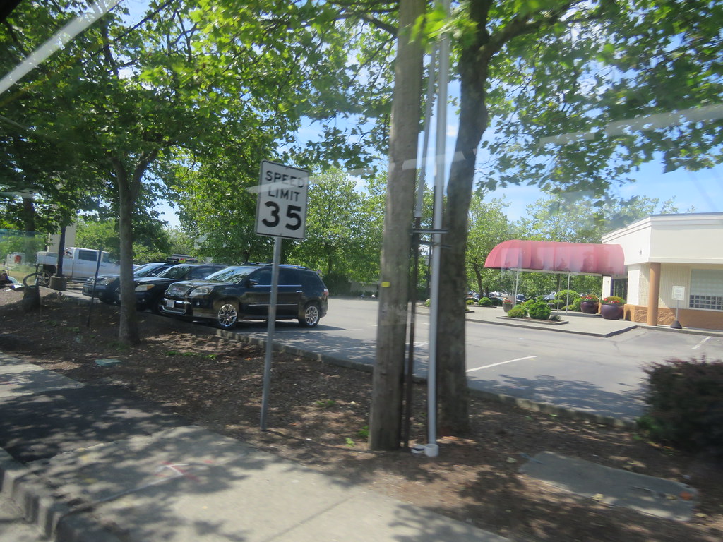 IMG_1552 Alderwood Mall Andy Nystrom Flickr