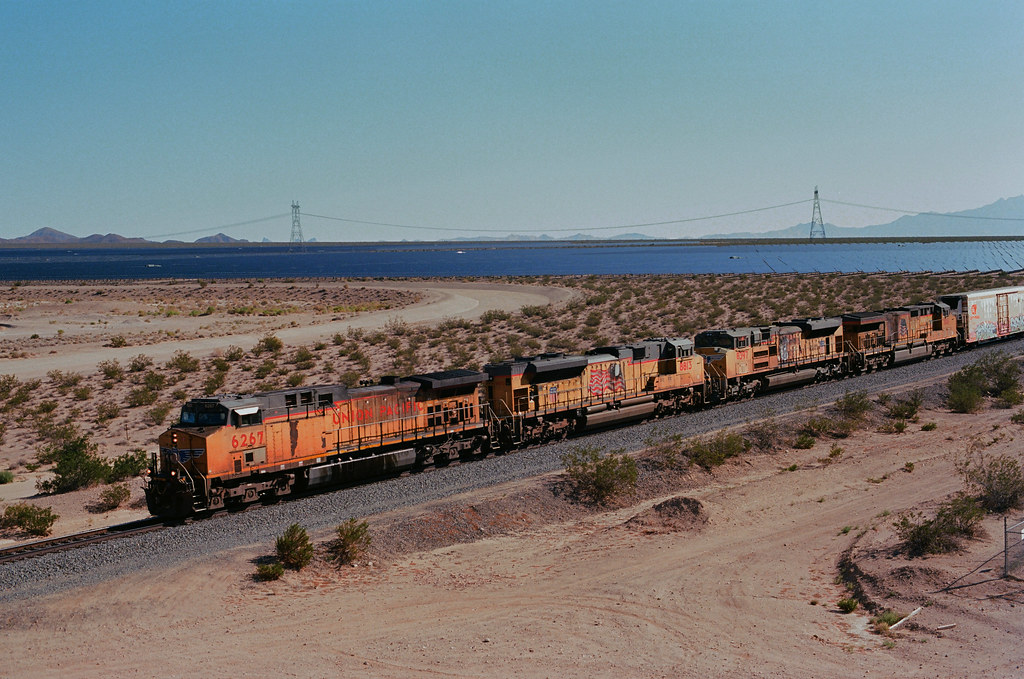 Union Pacific Primm, NV UP AC44 No. 6267 (former Souther… Flickr