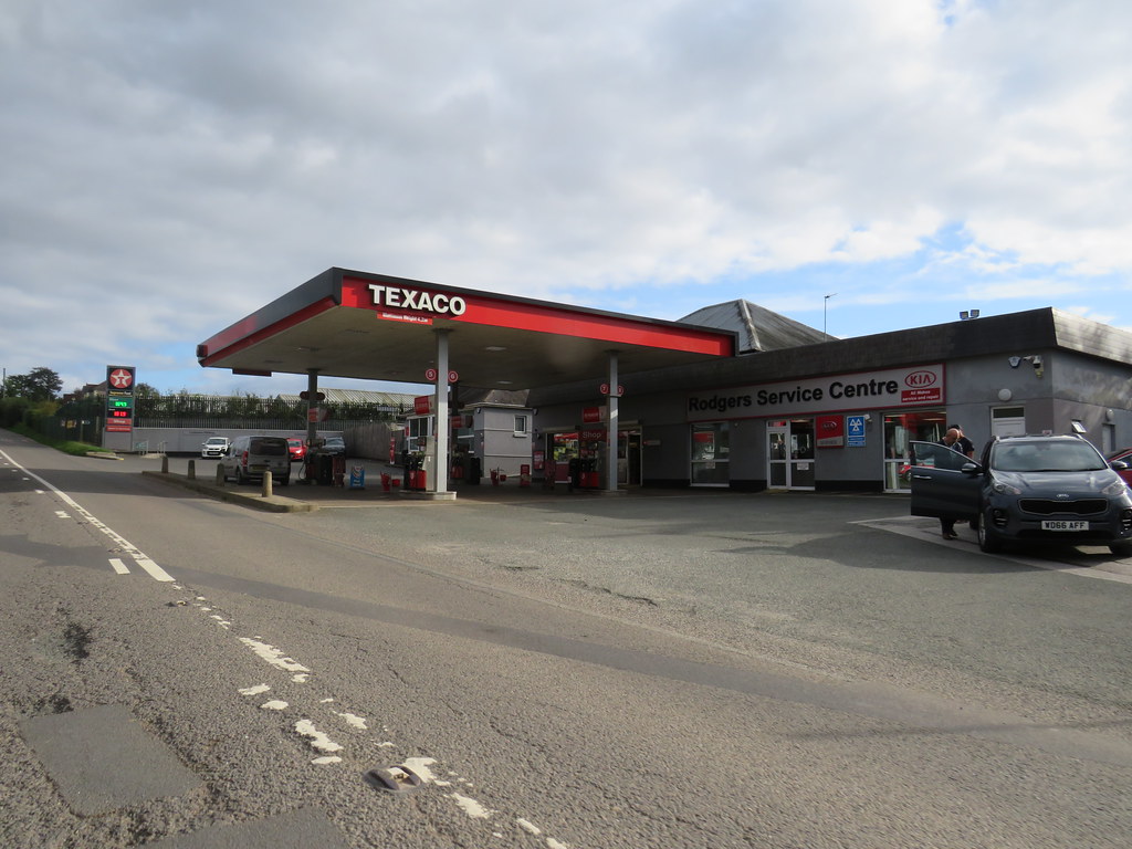 Texaco Rodgers Service Centre, Brixton Road Garage, Chit… Flickr