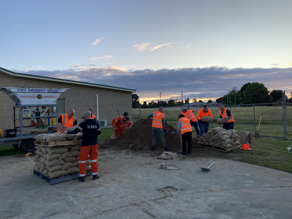 Wagga Wagga Unit Bunnings Australia Rapid Relief Team_006 Flickr