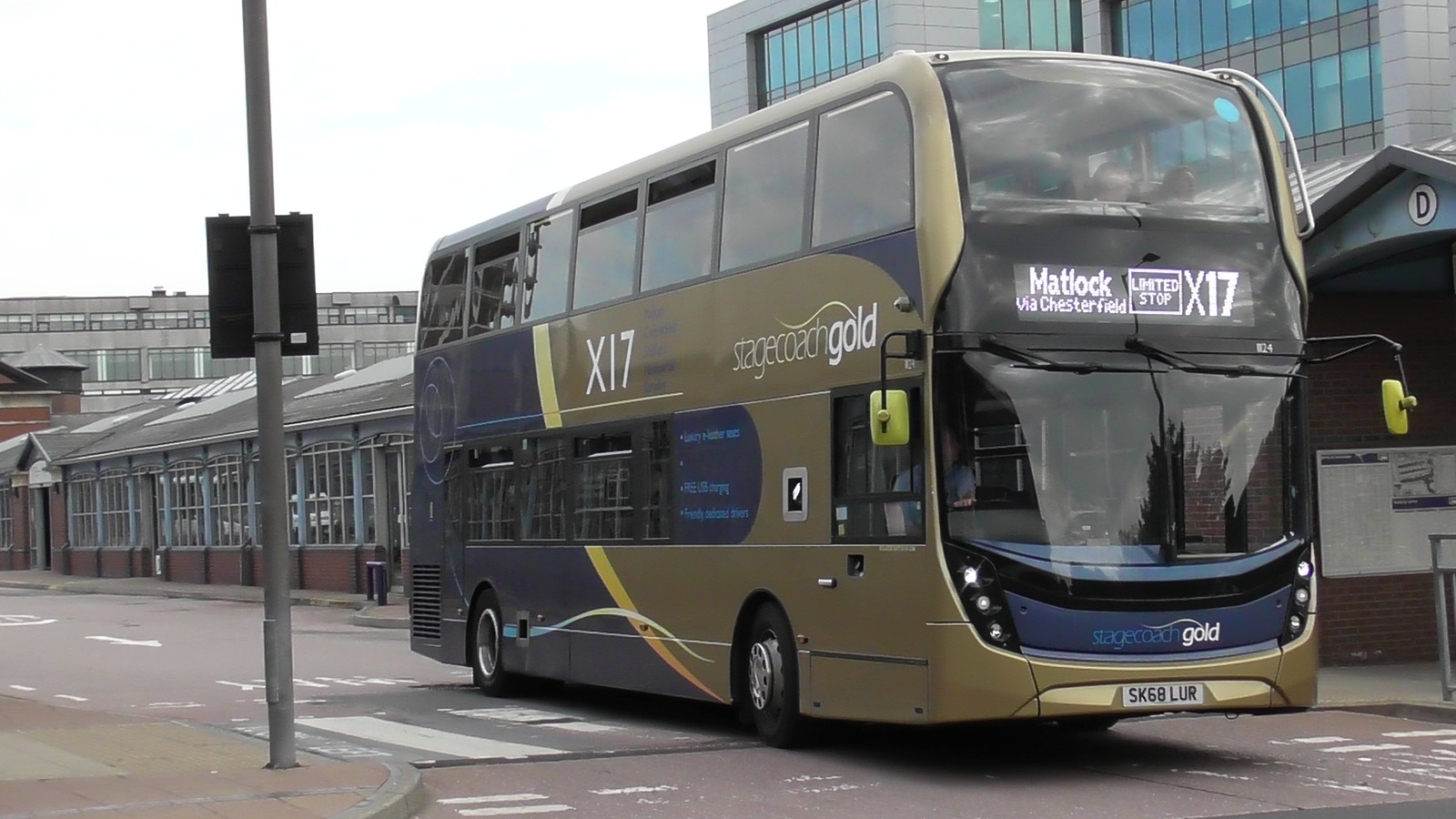 X17 Barnsley Interchange to Matlock, Bakewell Road [*] Flickr