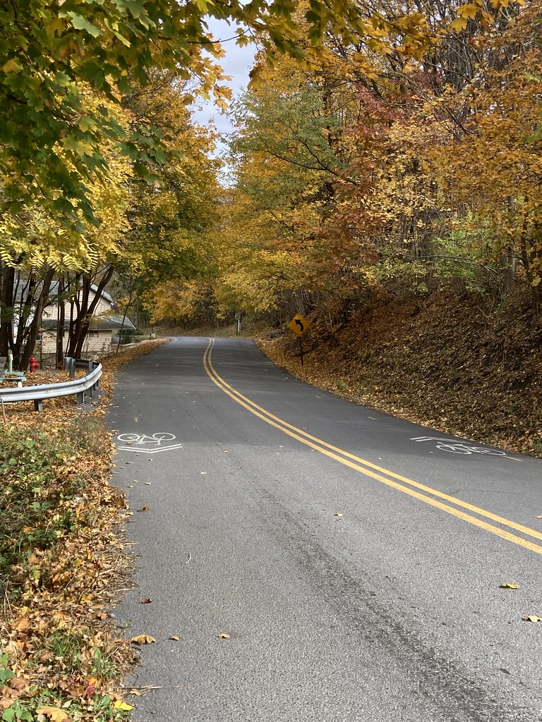 Road at Frostburg View heading towards Mt Savage below the… Flickr