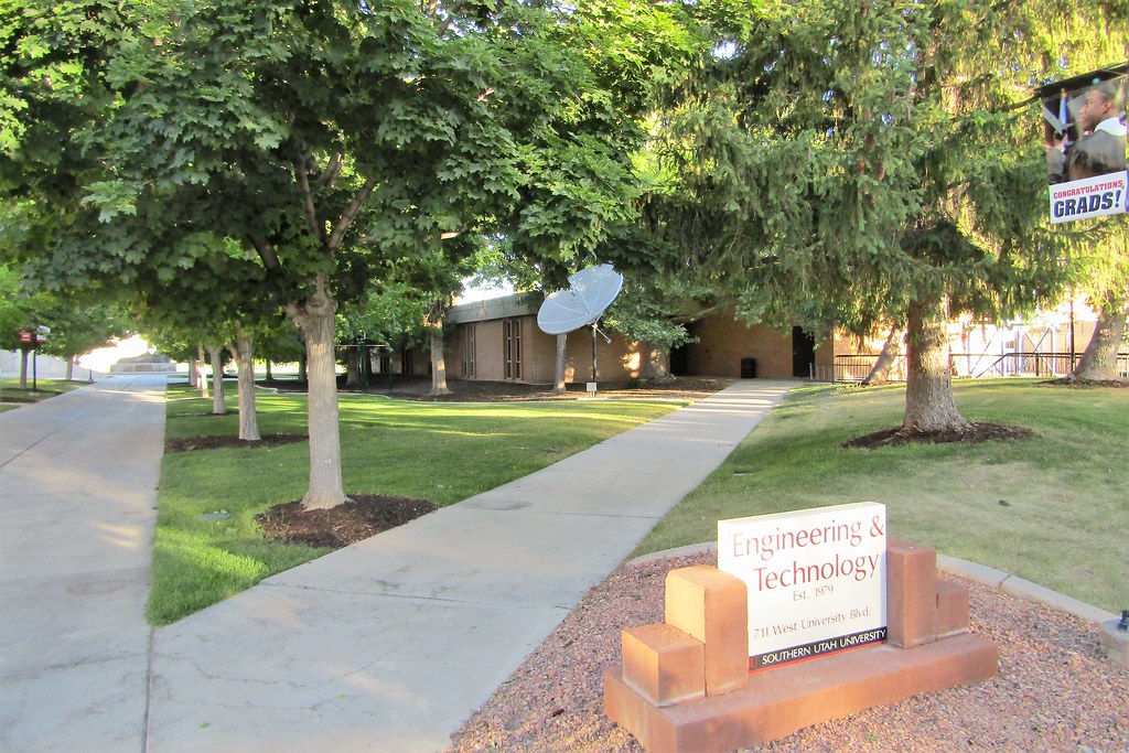 On campus 1787 Southern Utah University in Cedar City, Uta… Tangled