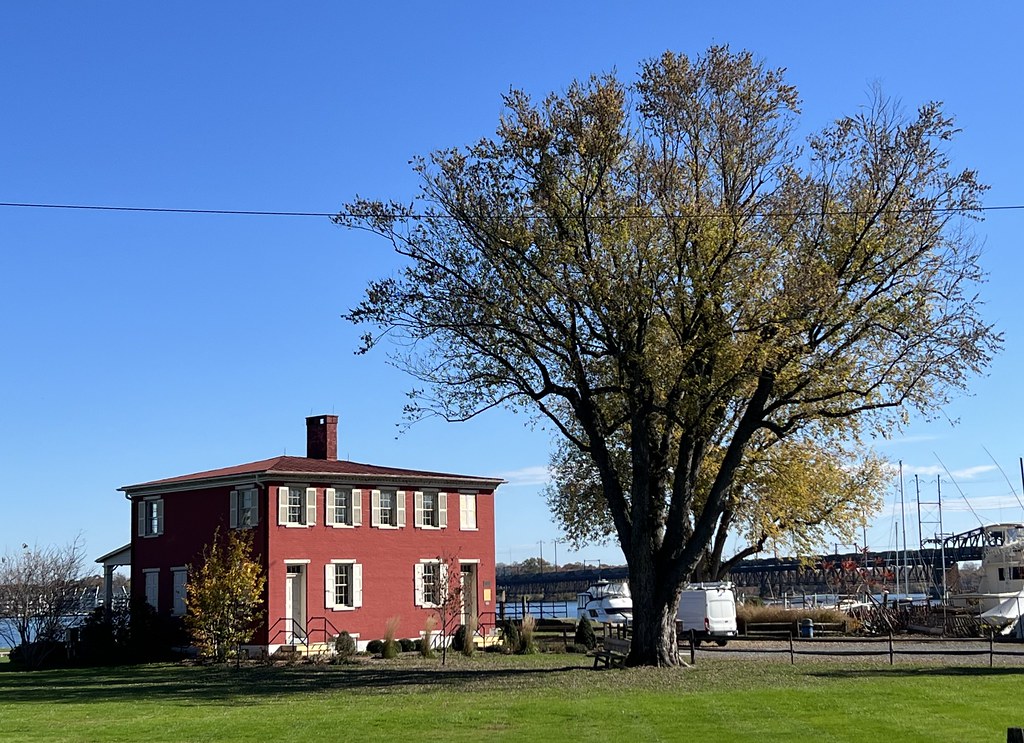 Lock House Havre de Grace birthday visit 1 Larry Flickr