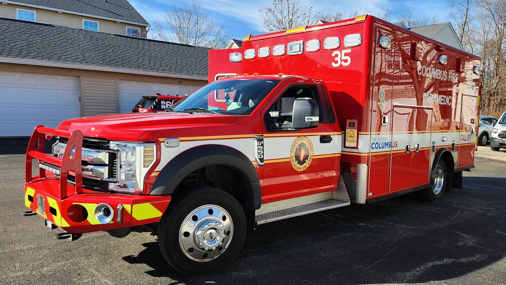 Medic 35 Columbus Division of Fire Franklin County, Ohio M… Flickr