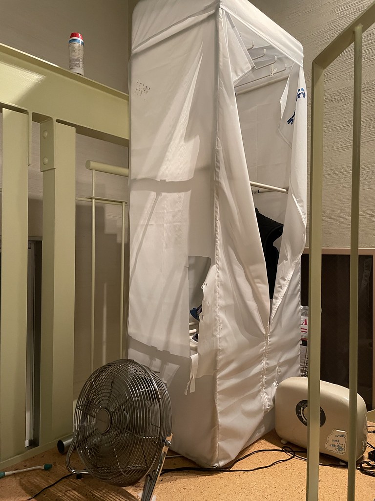 hockey equipment dryer ZENSHOJI.inc Flickr