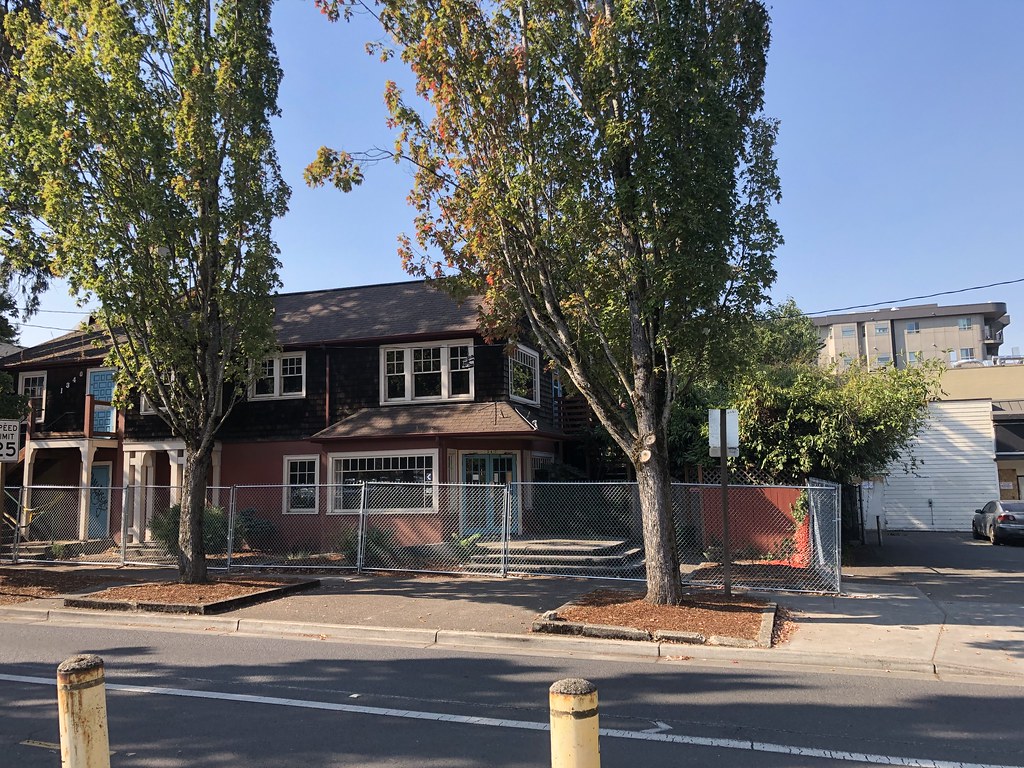 The former Glenwood, Alder between E 13th and E 14th. Eugn… Flickr