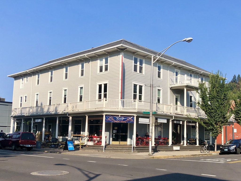 Lane Hotel building (1903). West 5th and Willamette, Eugen… Flickr