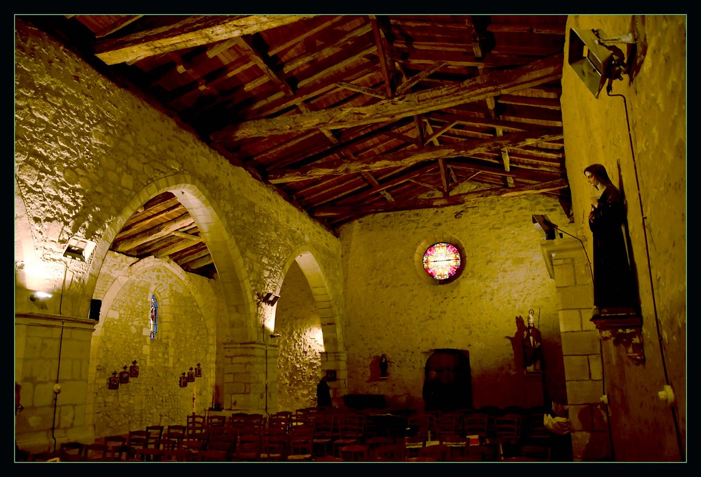 h5 SaintViviendeMonségur église StViven la nef Flickr