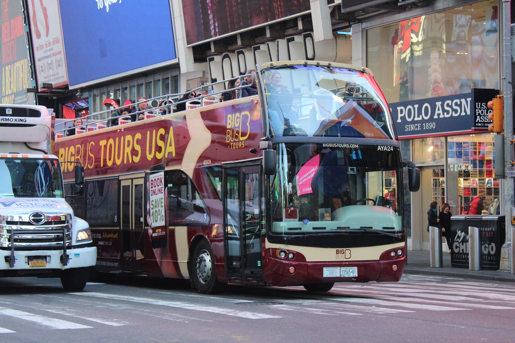 Big Bus Company AYA24 20221110 1 Adrian Brown Adrian's Transport