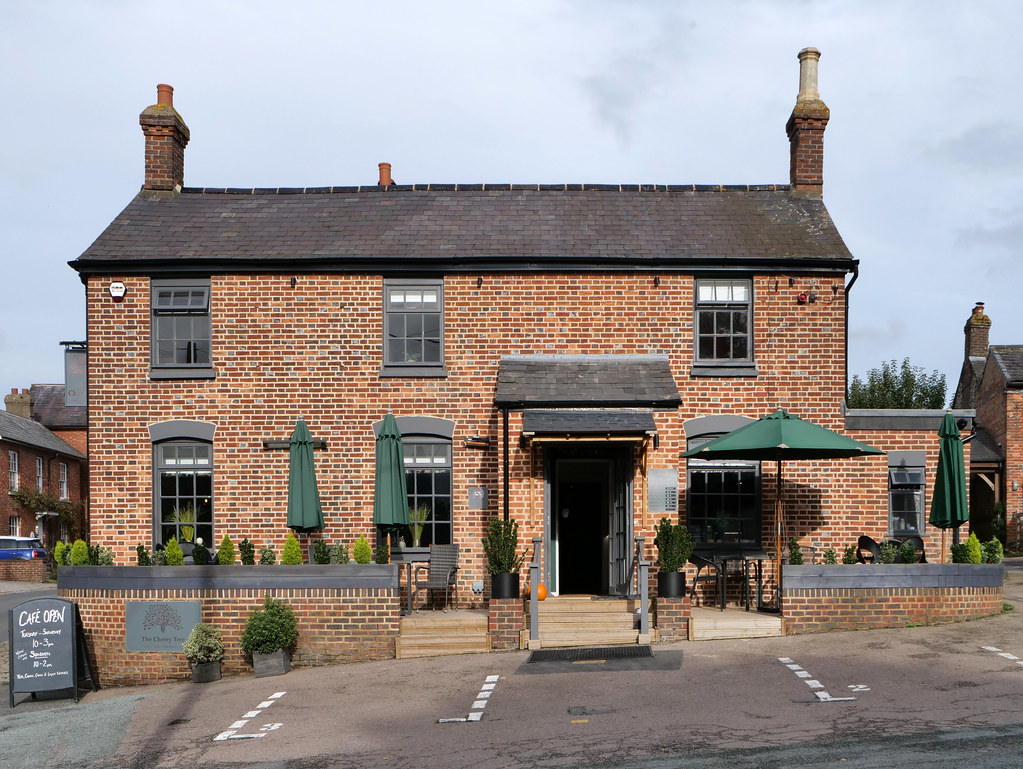Kingston Blount, Oxfordshire The Cherry Tree Public House … Flickr