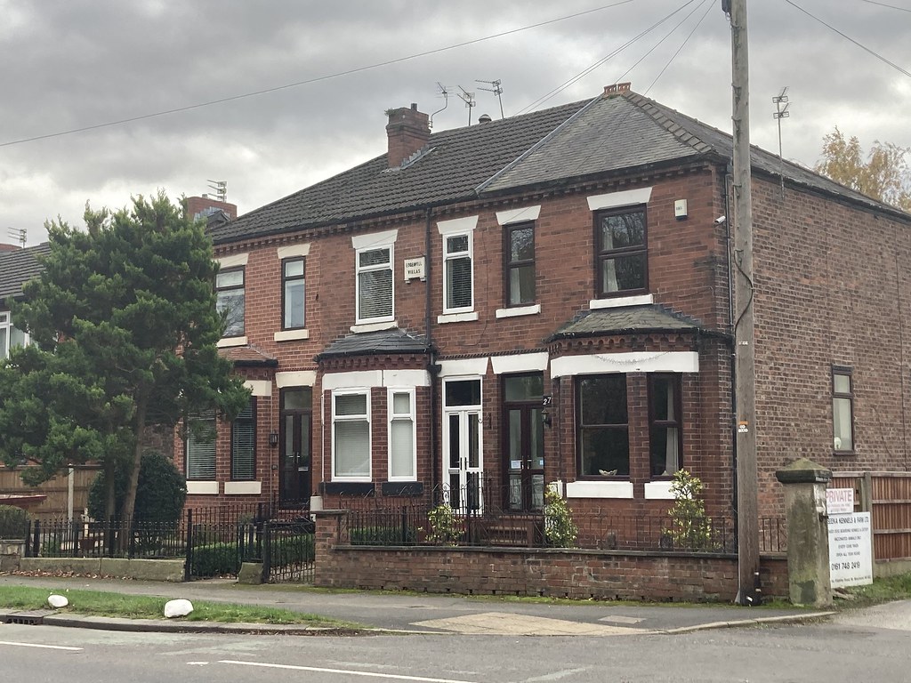 'Edgewell Villas', Church Road, Flixton, Urmston The Edgew… Flickr