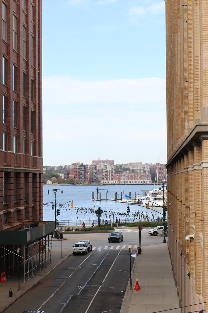 IMG_9065 W. 17th St., Hudson River, Hoboken Looking down W… Flickr