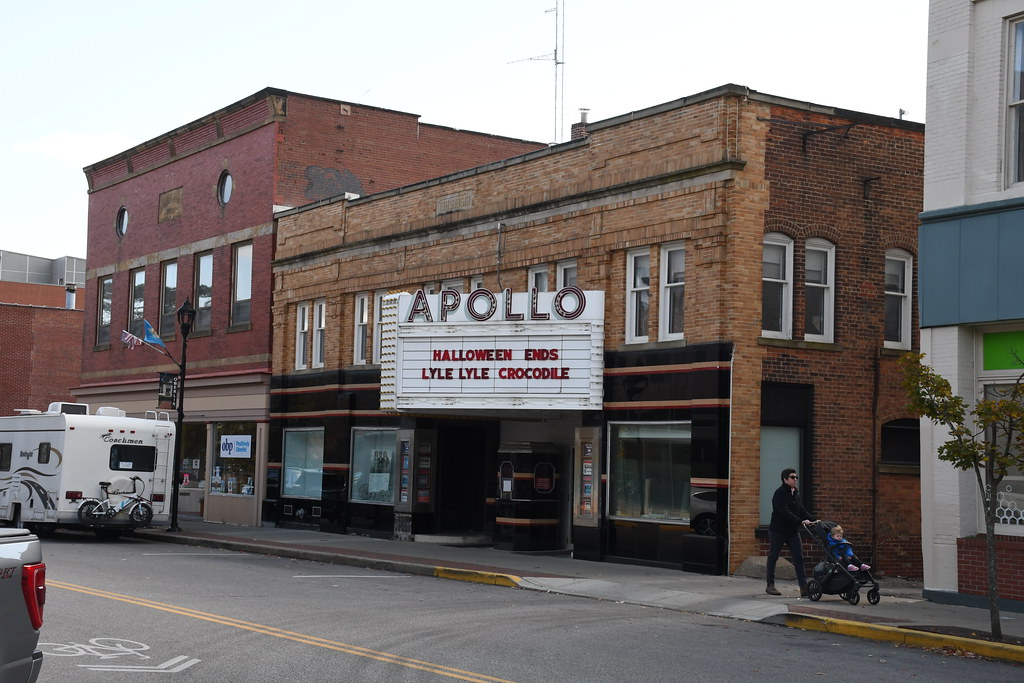 Apollo Theater, Oberlin, Ohio Todd Jacobson Flickr