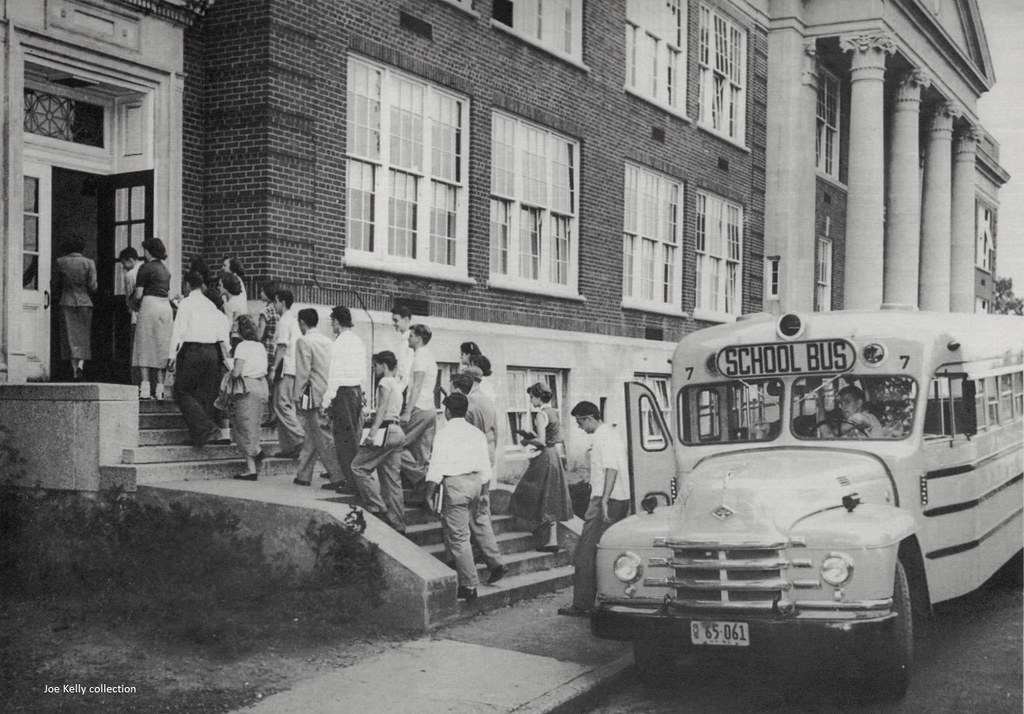 Montrose, NY Hendrick Hudson School District, 1952 Bus N… Flickr