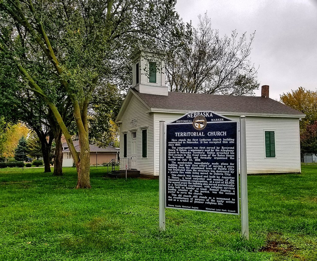 Emmanuel Lutheran Church Dakota City NE (2) a photo on Flickriver