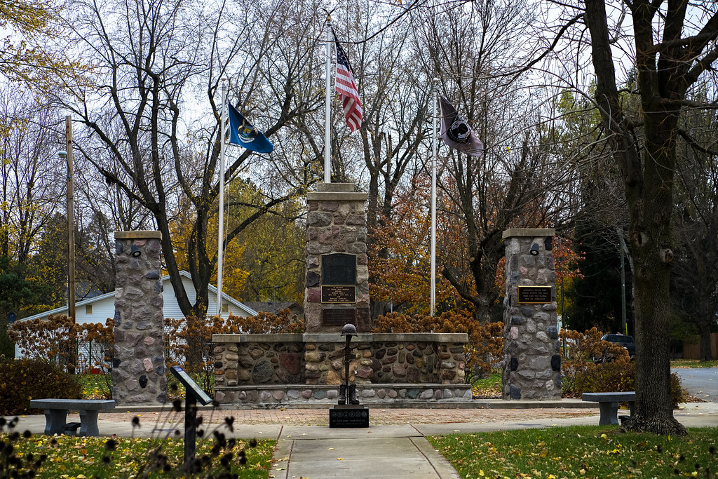 US Veterans Day Clinton MI American Legion 176 PieperHu… Flickr