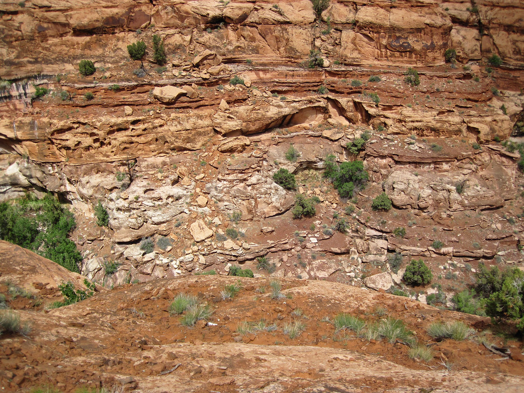 Navajo Sandstone over Kayenta Formation (Lower Jurassic; w… Flickr