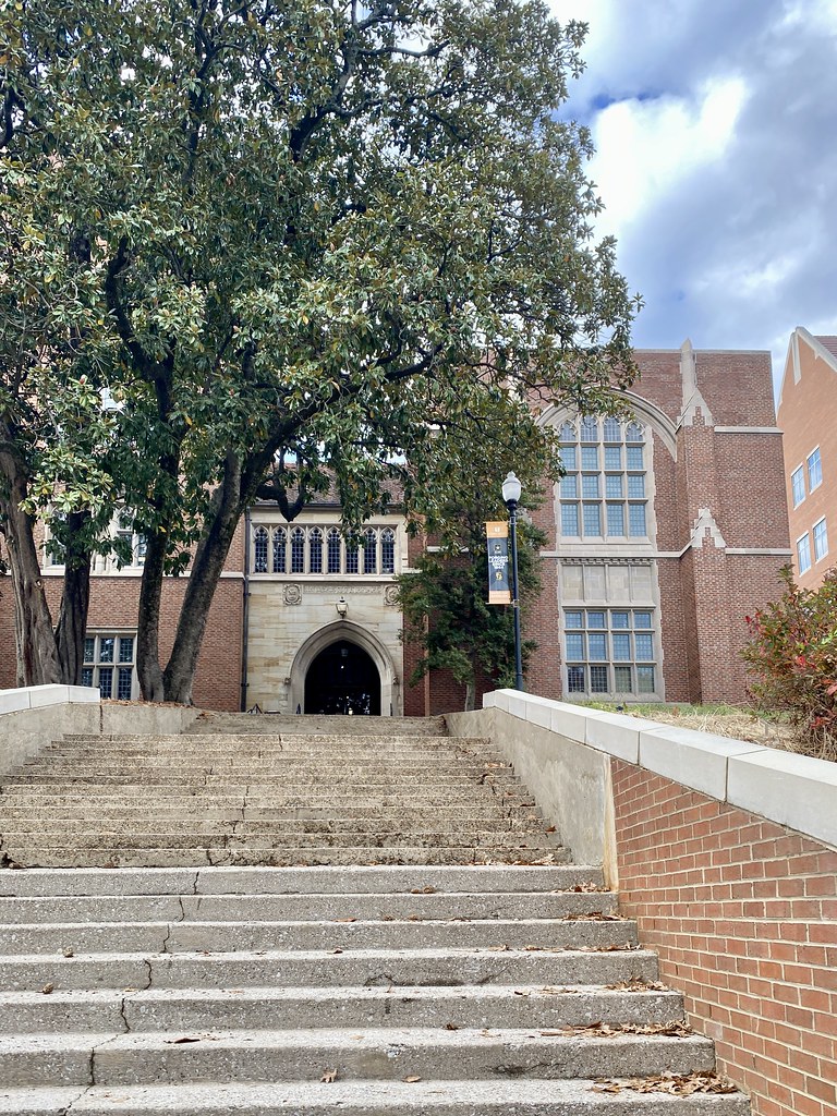 James D. Hoskins Library, University of Tennessee at Knoxv… Flickr