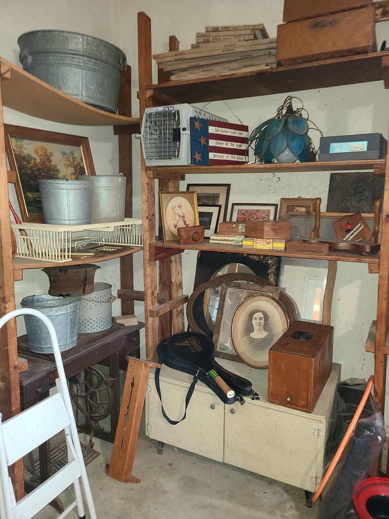 20221111_140626 River Valley Estate Sales Flickr