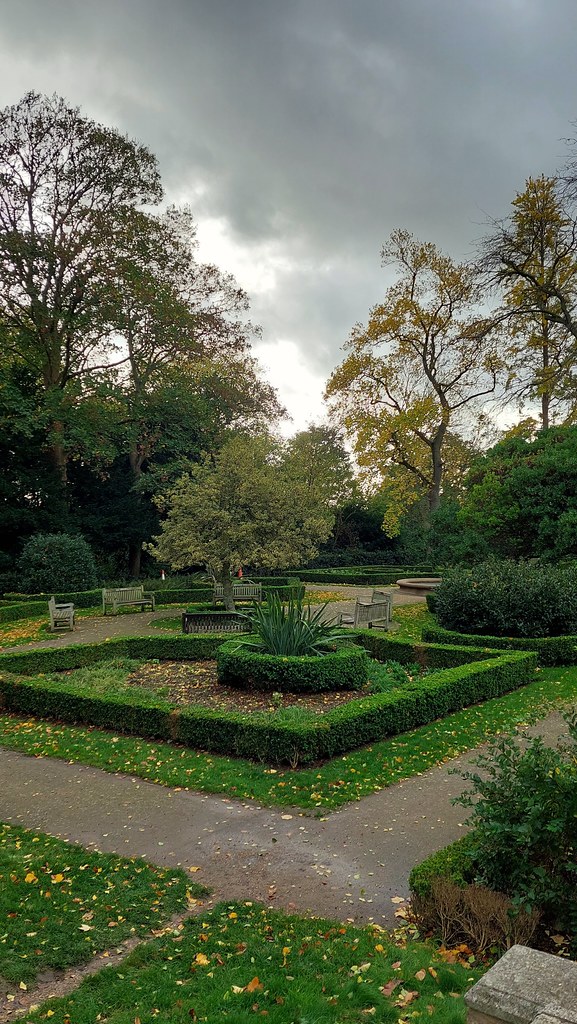A garden at Lauderdale House, Highgate, London Ilona Flickr