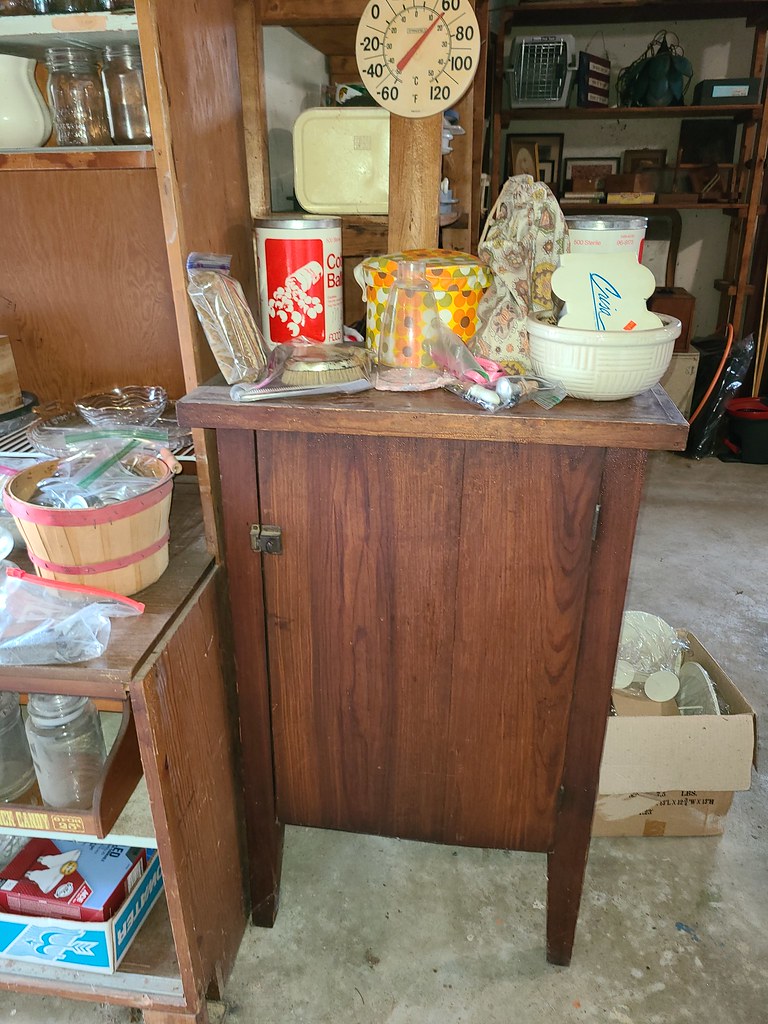 20221111_140438 River Valley Estate Sales Flickr