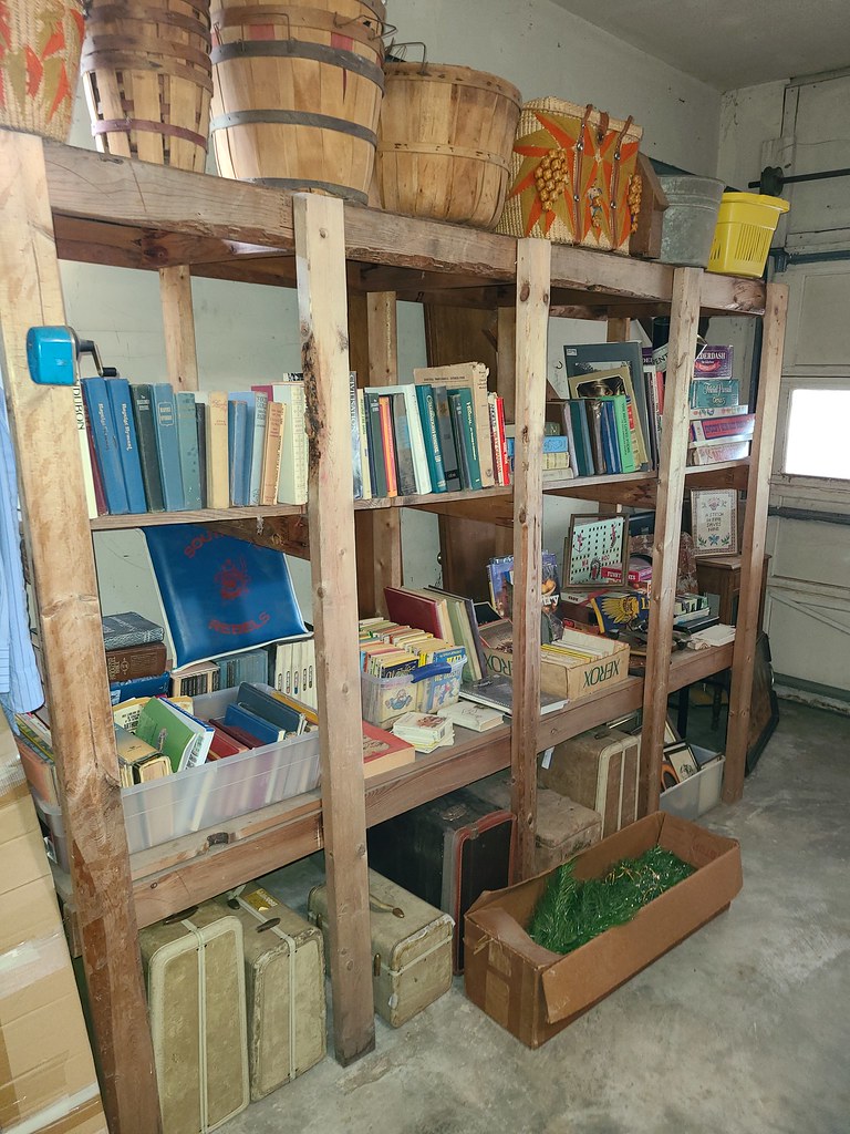 20221111_140634 River Valley Estate Sales Flickr