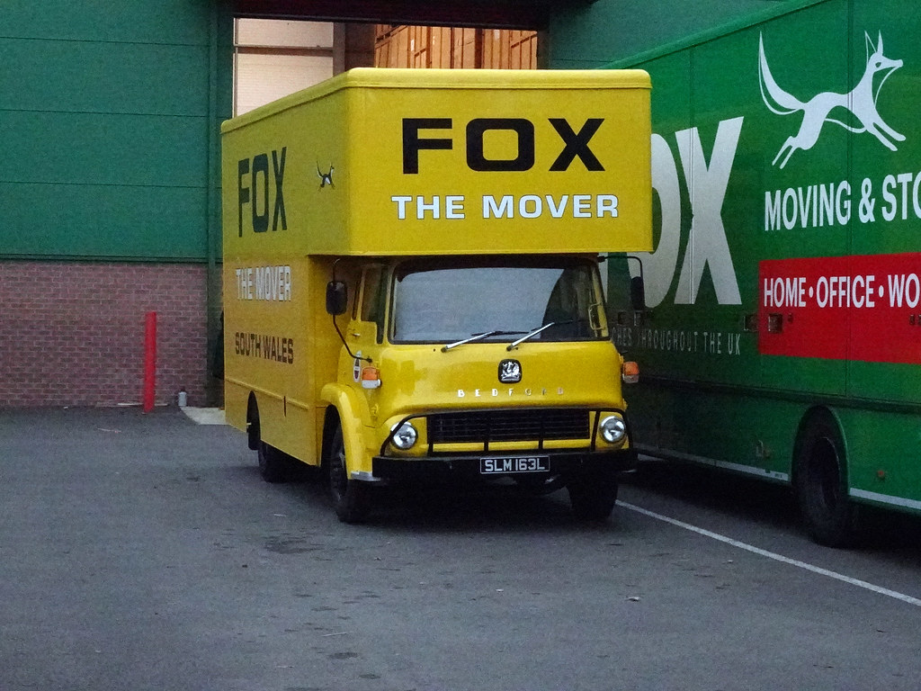 Bedford TK Furniture Van, Fox the Movers, Somerset Road, P… Flickr