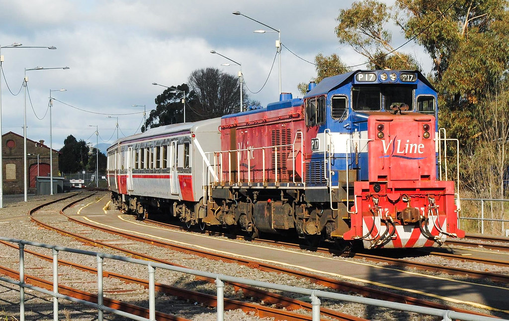 VLine Passenger P17 P17 stabled with empty cars … Flickr