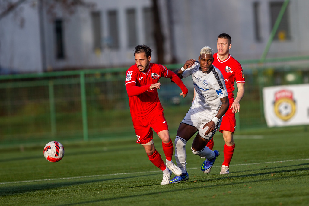 FJ0Q2499 Valdas Knyzelis Flickr