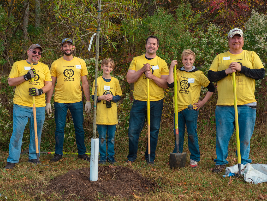 Highland Creek ES Planting 115202293 TreesCharlotte Flickr