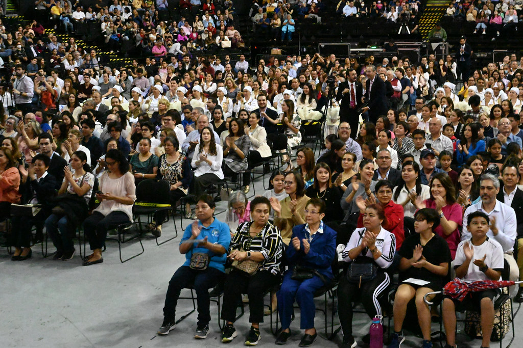 El prelado del Opus Dei en México Viaje de Mons. Fernando … Flickr