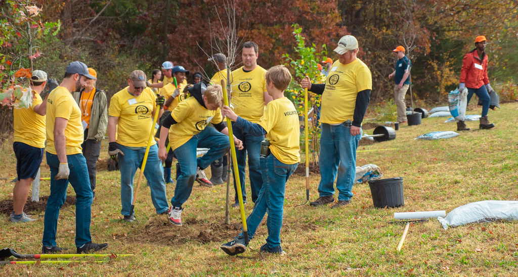 Highland Creek ES Planting 115202298 TreesCharlotte Flickr