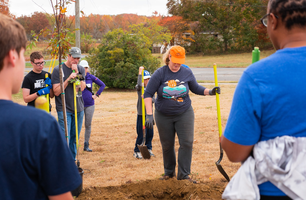 Highland Creek ES Planting 1152022107 TreesCharlotte Flickr