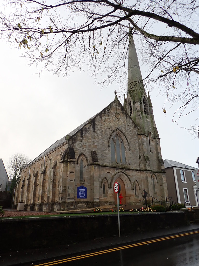 Strathaven 08112022 Strathaven Trinity Parish Church. Flickr