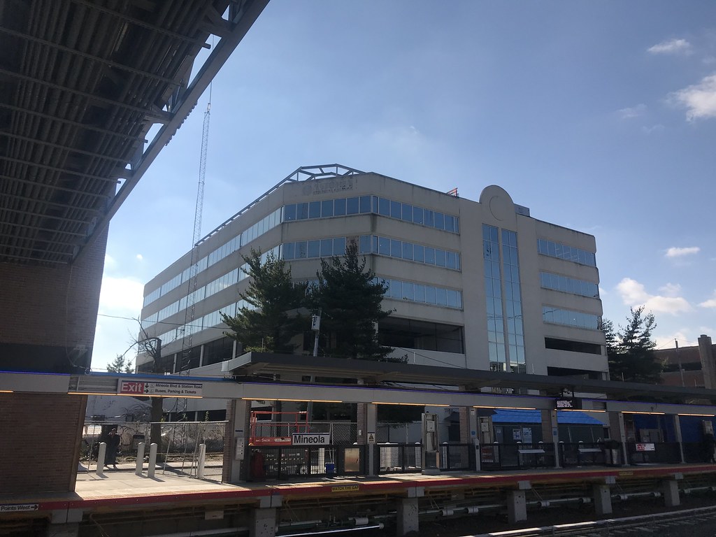 Mineola LIRR view of Social Security Building AviationMetalSmith Flickr