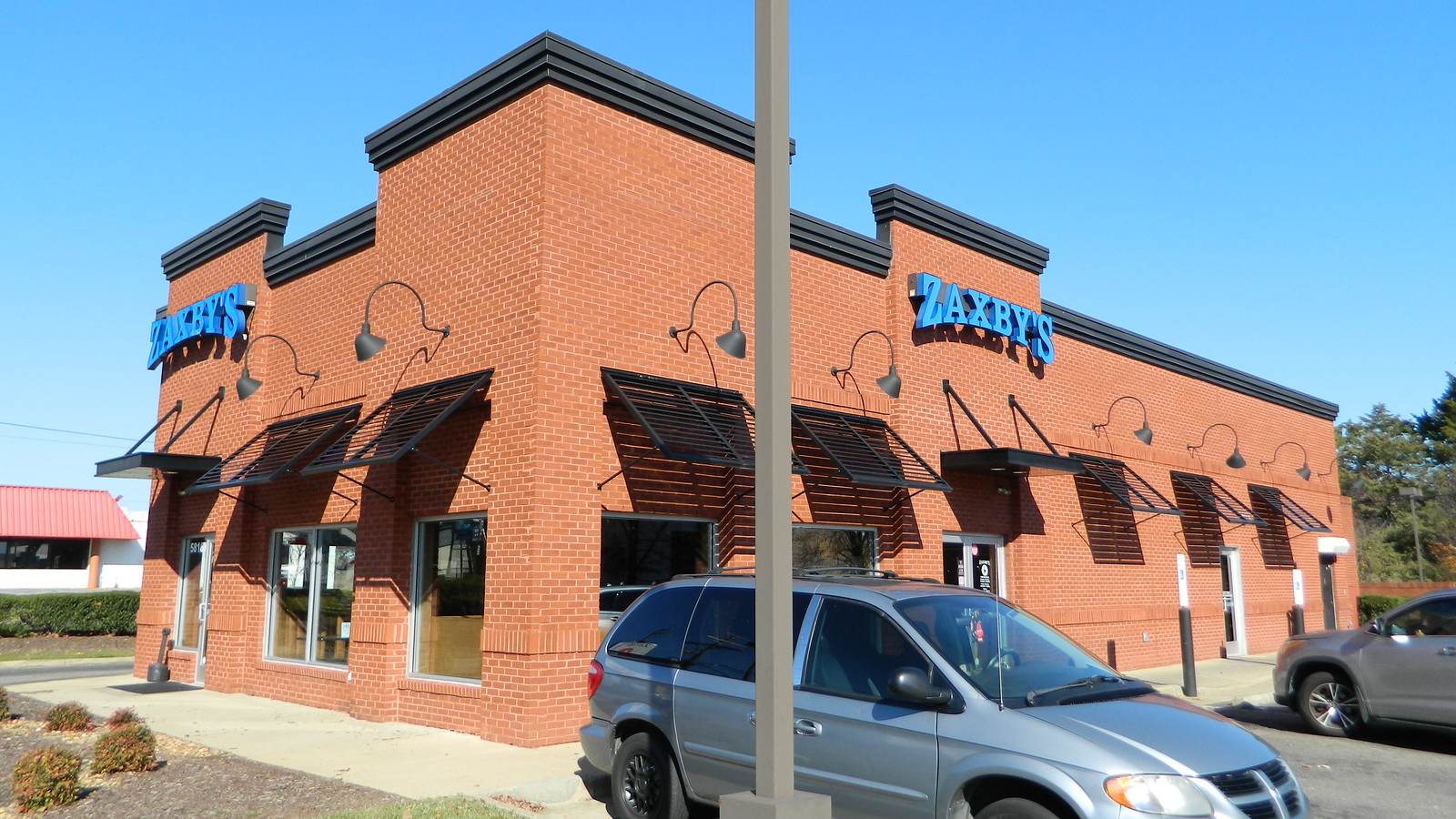 TMobile (closed)/Zaxby's Richmond, VA, 5816 West Broad Street Flickr