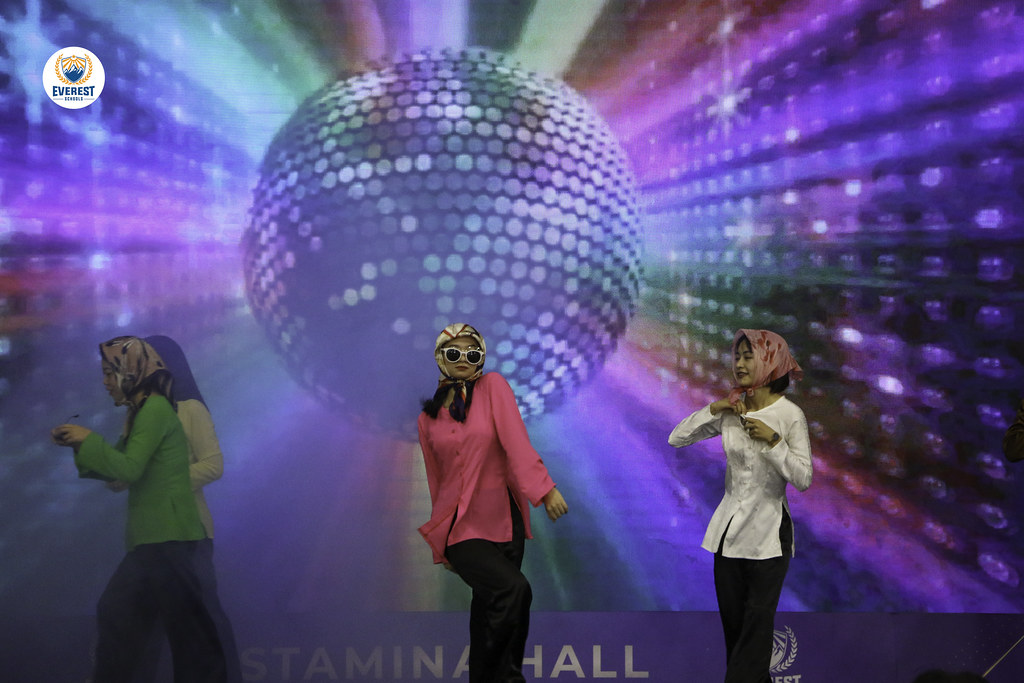 IMG_3451 Everest School Flickr