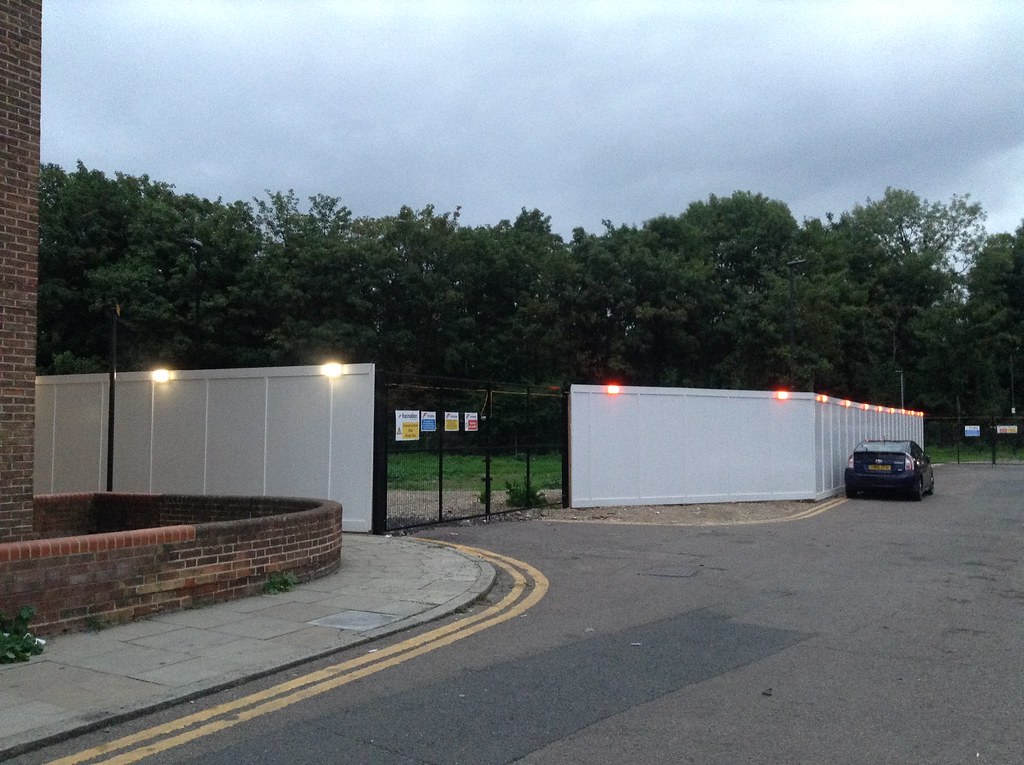 Remington Road N15 on 19th September 2022 Martin Ball Flickr