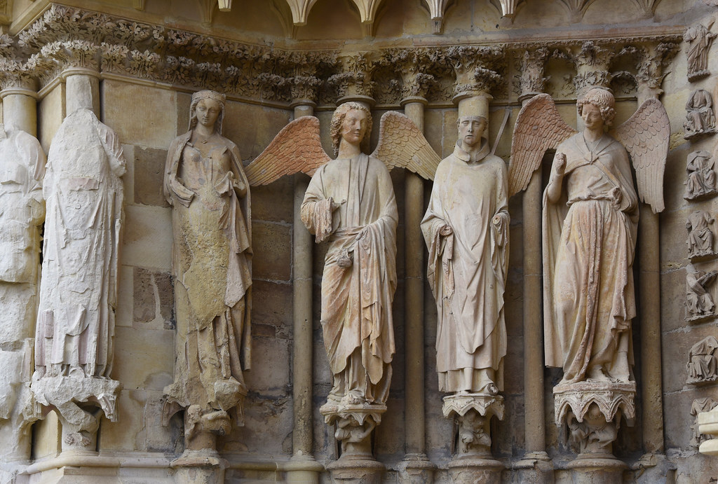 Reims, cathedral NotreDame, west façade, jamb statues (mi… Flickr