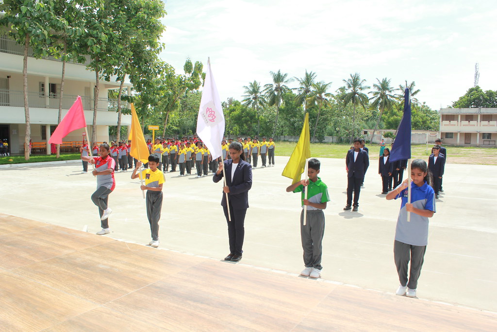 IMG_4935 INVESTITURE CEREMONY LOTUS INTERNATIONAL SCHOOL … Flickr