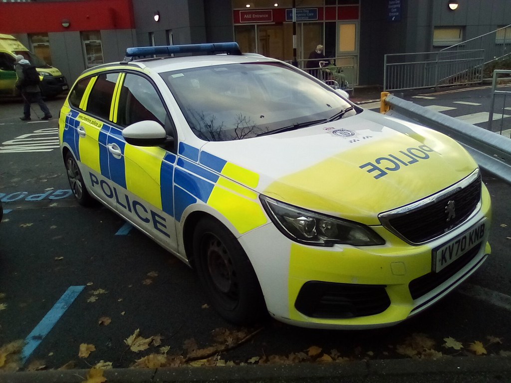 Cheshire police vehicle, seen in Macclesfield Glen Mason Flickr