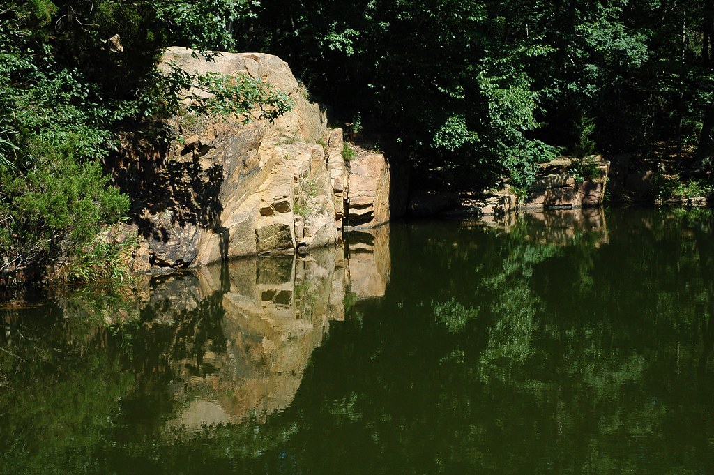 Abandoned Stony Creek Quarry Stone fractured during quarry… Flickr