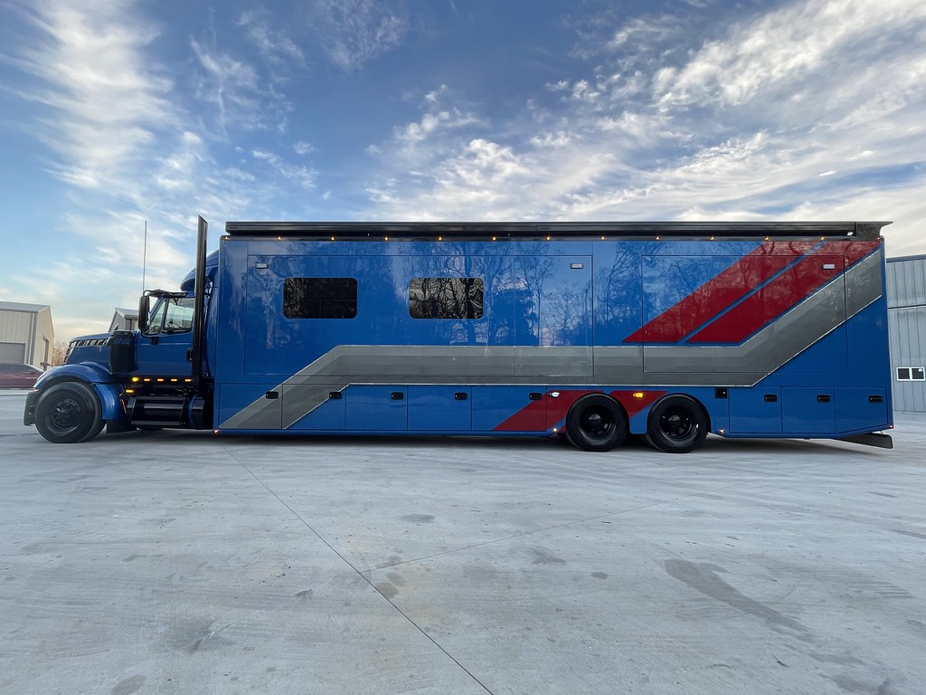 2023 LoneStar Custom 1492 Coach Works Quad Slide Motorhome… Flickr