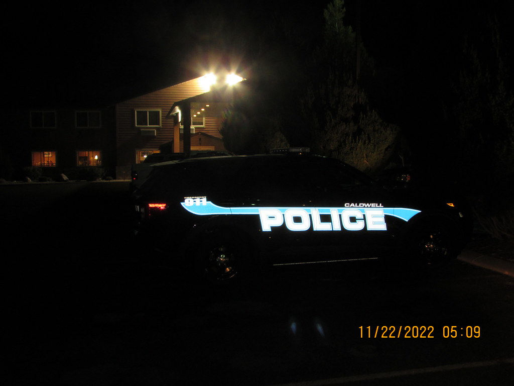 Visiting police in Blackfoot , Idaho (2) Richard Bauer Flickr
