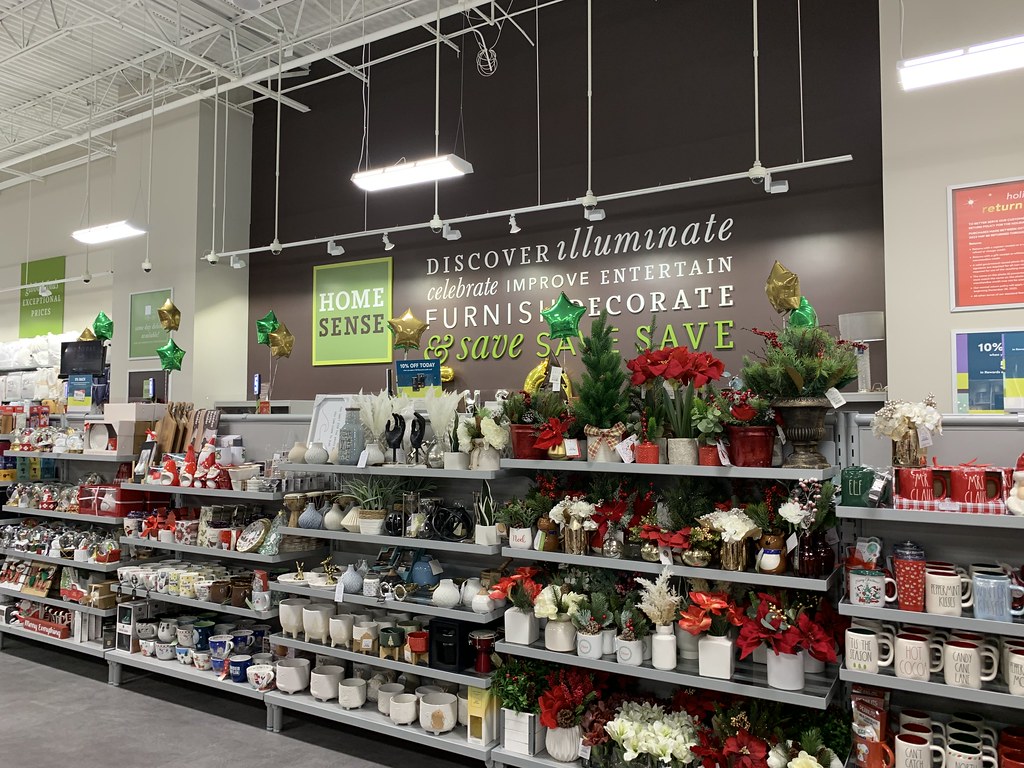 Homesense interior Homesense (25,003 square feet) 12080 Je… Flickr