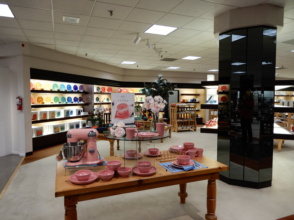 Dillard's South (Men, Children, & Home) "Oak Park Mall" … Flickr