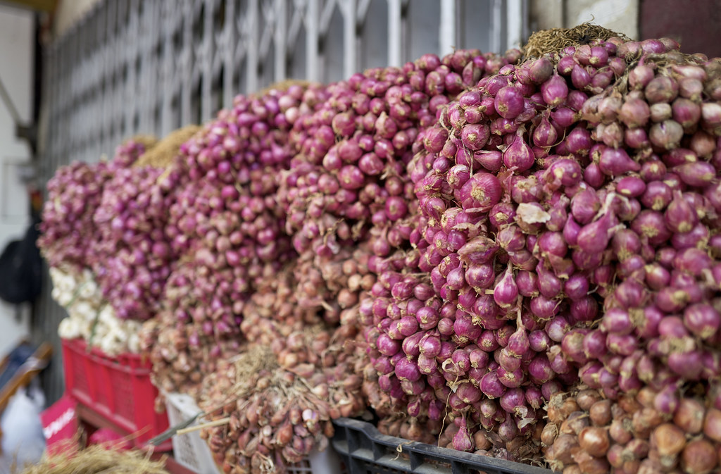 Onions Binondo Manila, Philippines Joey Escuin Flickr