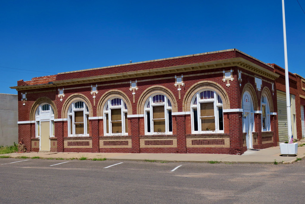 Former Bank Building, Big Springs, NE A former bank buildi… Flickr