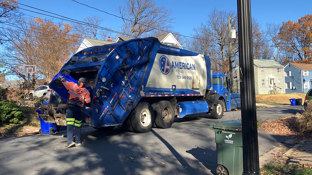 American Disposal Truck 537 novagarbagetrucks Flickr